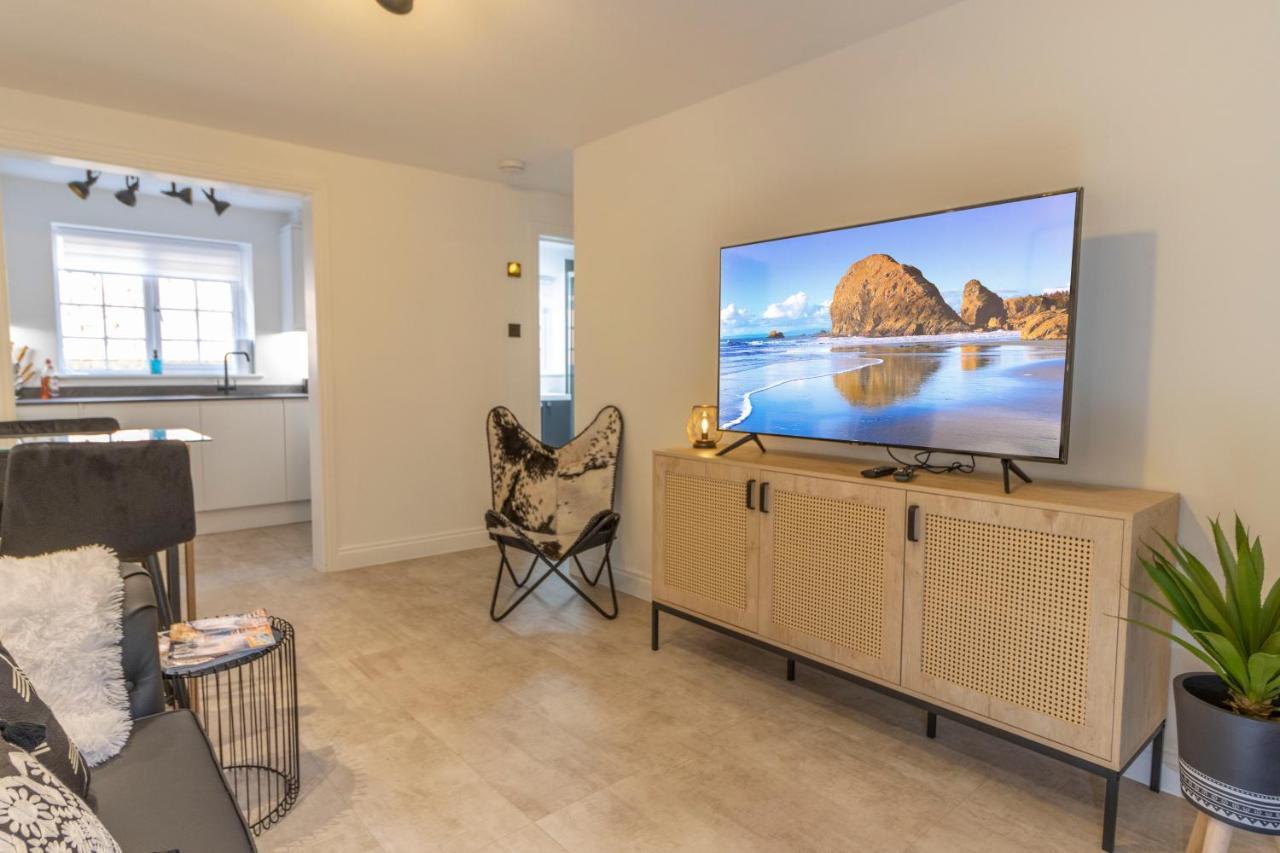 Spacious City Centre Apt Near Cathedral Exeter Exterior photo